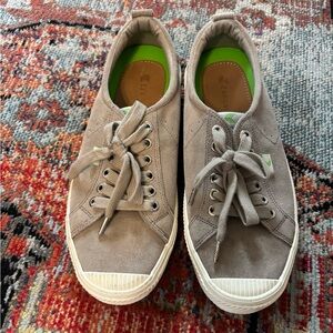Grey Suede Cariuma sneakers size W9.5